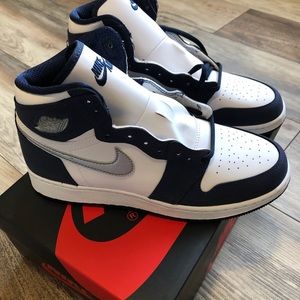 Jordan 1 Retro Navy Size 7 Youth